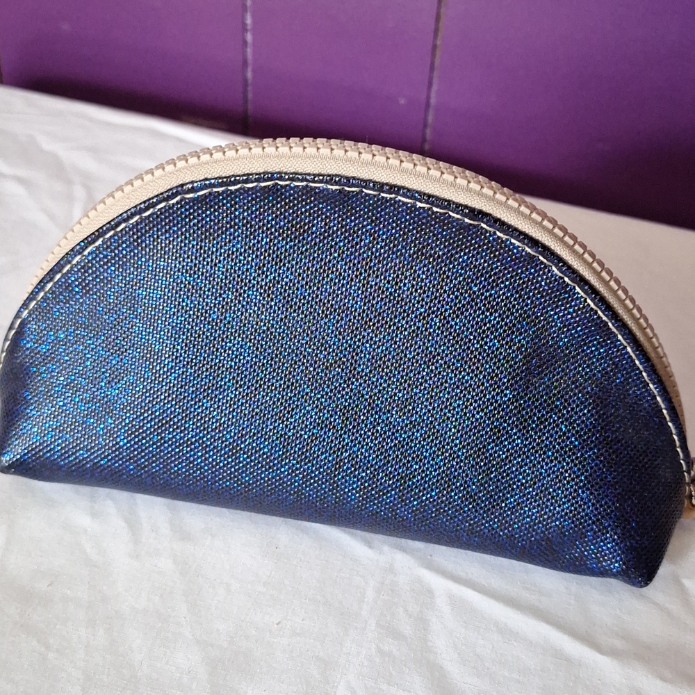 Consuela Starlight Medium Cosmetic Case - Picture 4 of 6